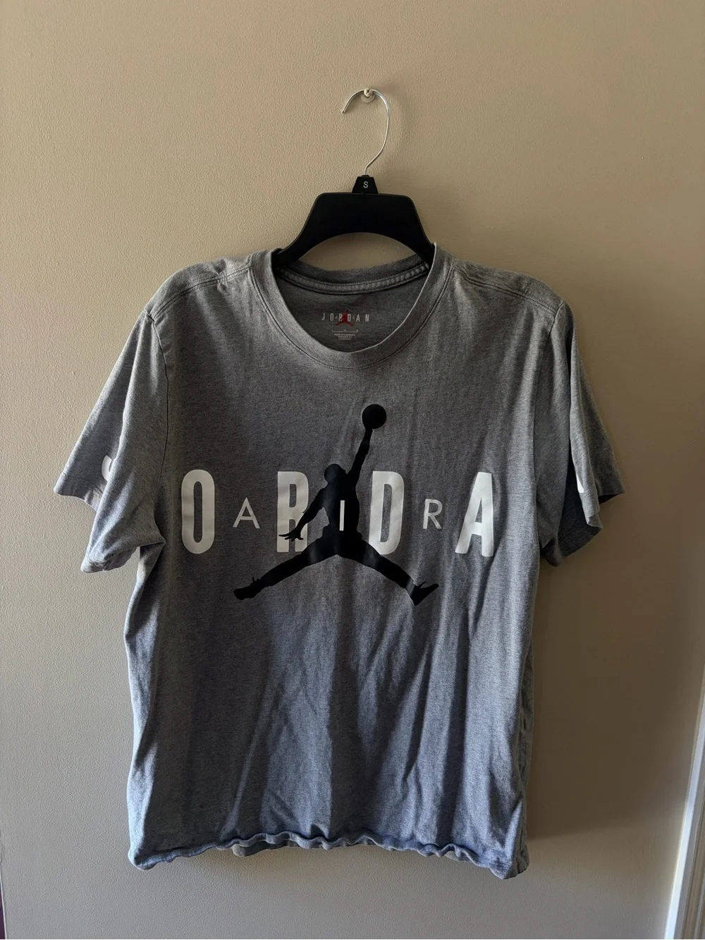Jordan Grey Short-Sleeve Jumpman Graphic Tee